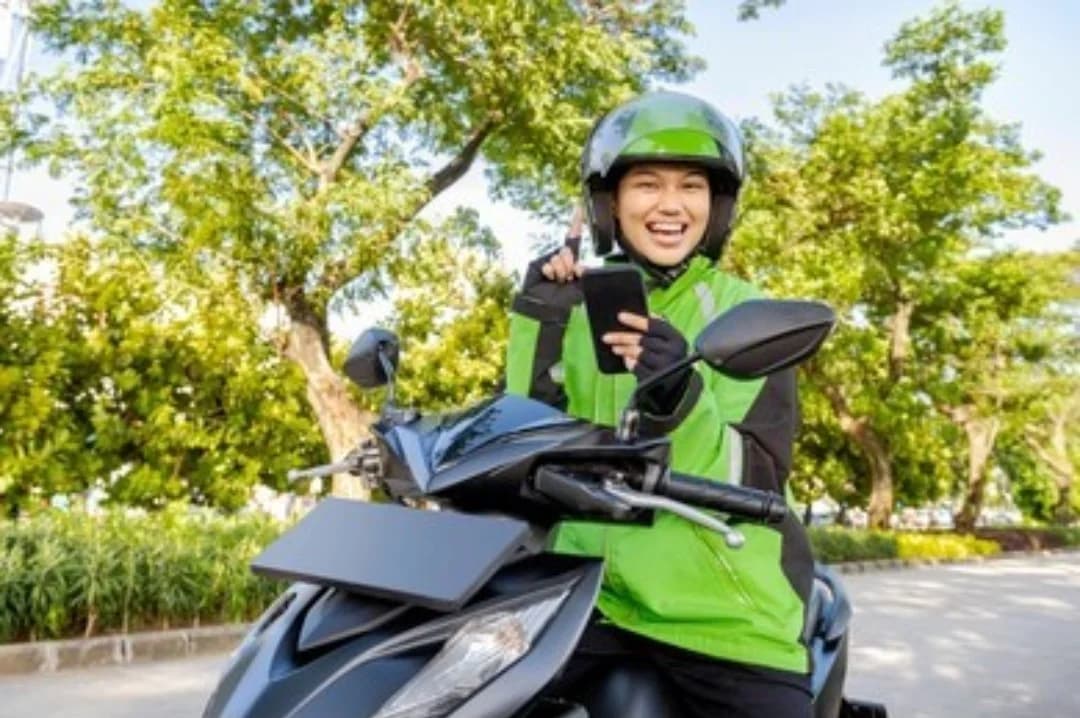 Grab 2 Bánh Cần Giuộc Long An 0327883039